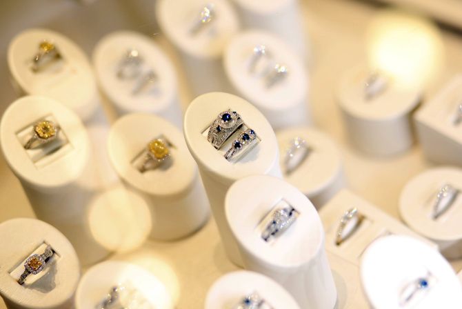 Wedding rebound could boost jewelry giant’s annual sales over $10 billion