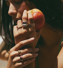 These Summer Jewelry Trends Make Shopping For Accessories Fun Again