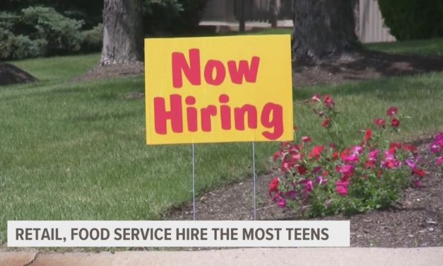 Bill expanding job opportunities for teens could aid understaffed businesses