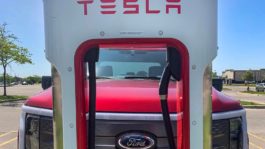 Tesla's charging pact with Ford could draw more automakers to Supercharger network