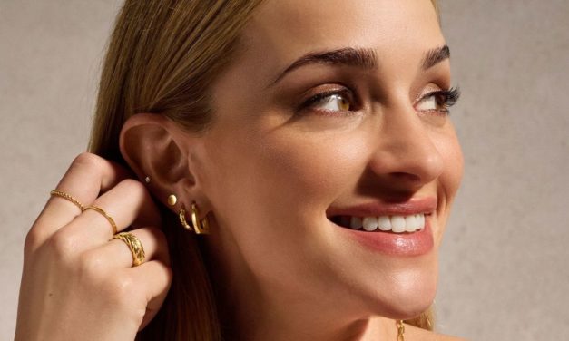 Brianne Howey Takes A “Less is More” Approach to Jewelry Stacking