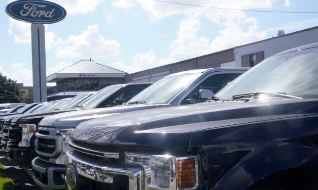 Cox Automotive increases its 2023 new-vehicle sales forecast