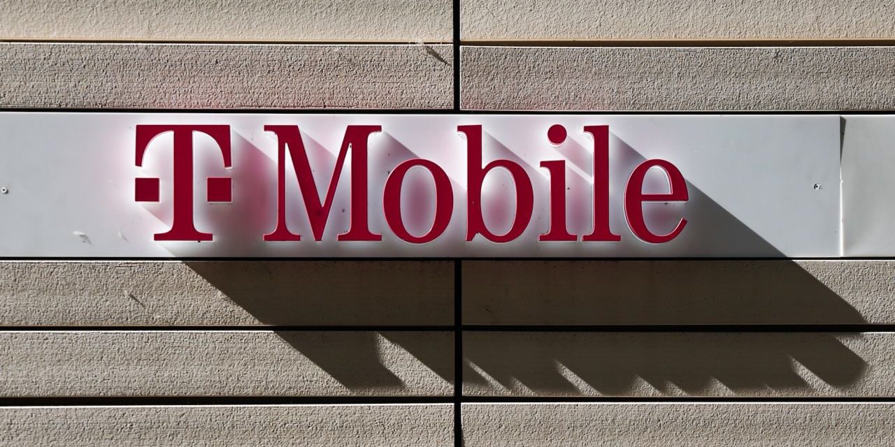 T-Mobile to lay off 5,000 employees