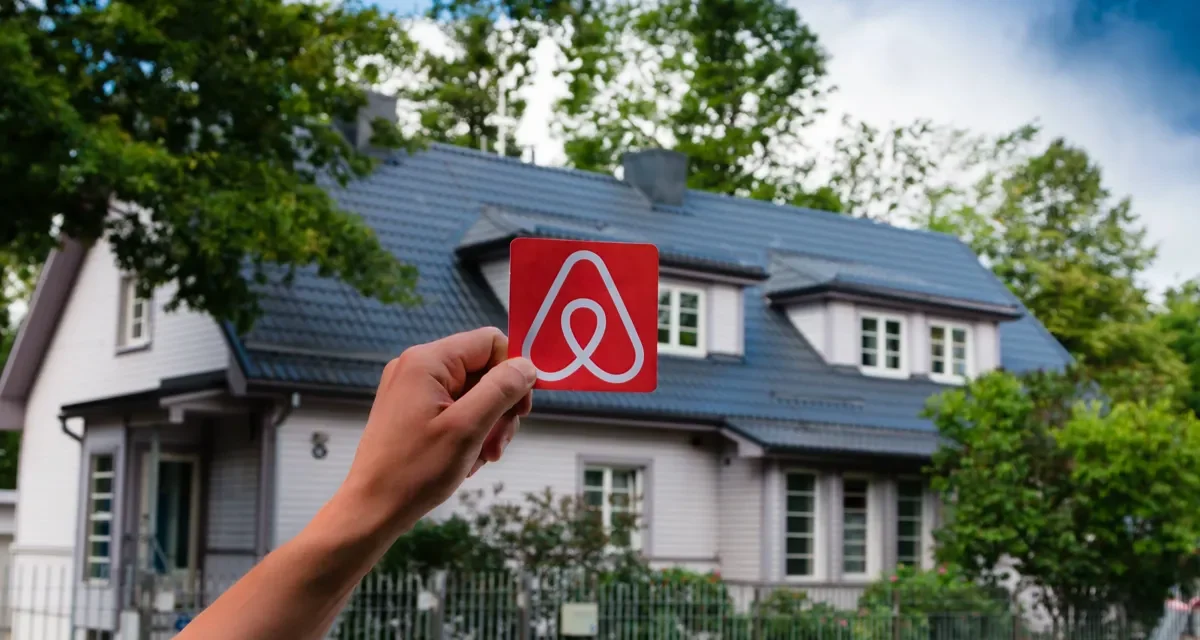 Realtor.com tool shows what your home could get on Airbnb