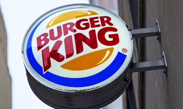 Consumers accuse Burger King and other major restaurant chains of false advertising