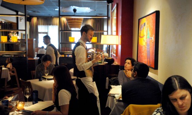 Historic change for tipped workers: Subminimum wage to end in Chicago restaurants, bars