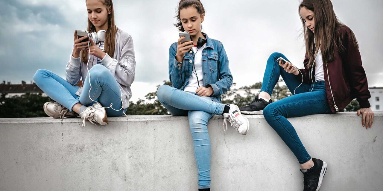 Teens Spend Average of 4.8 Hours on Social Media Per Day