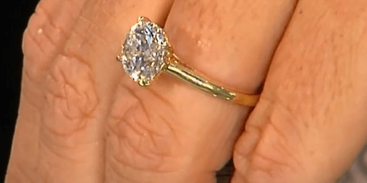 Marriage proposal boom predicted as diamond prices decrease