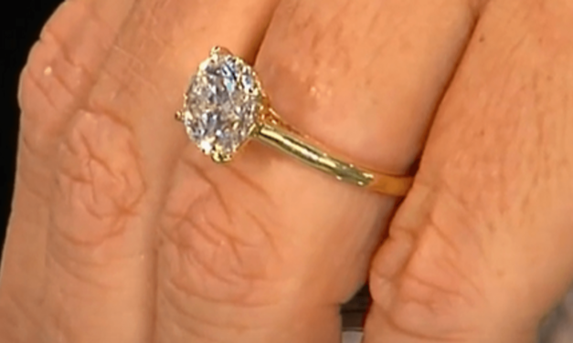 Marriage proposal boom predicted as diamond prices decrease