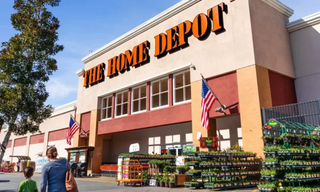 Dos and Don’ts of Shopping at Home Depot: 10 Money-Saving Tips