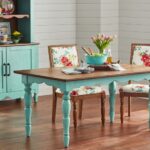 Pioneer Woman expands Walmart furniture line as some items sell out