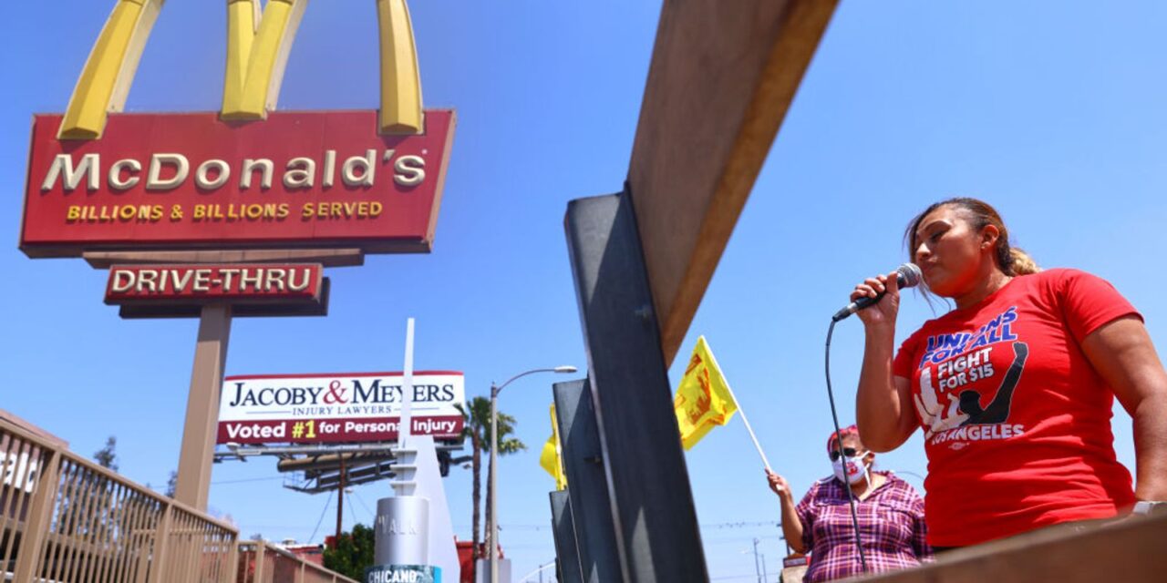 How 5 restaurant chains are preparing for $20 wage in California