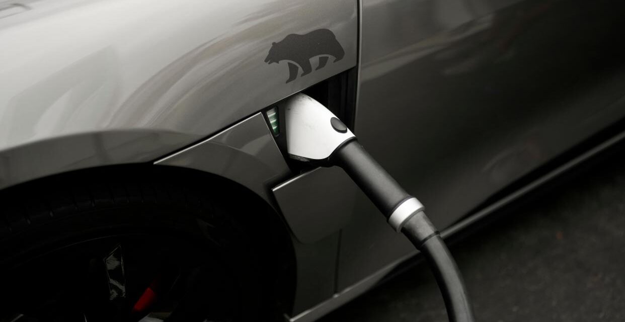 Maine considers limiting sale of gas-powered cars: What you need to know