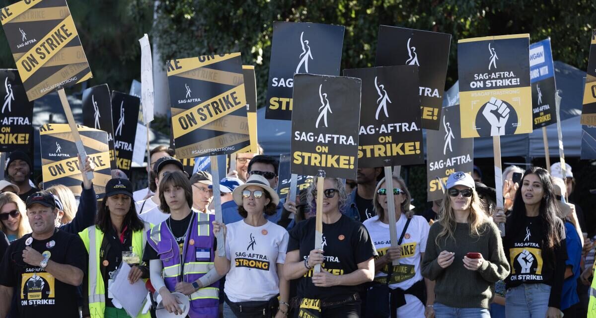 Here’s how many jobs L.A. lost during the Hollywood strikes