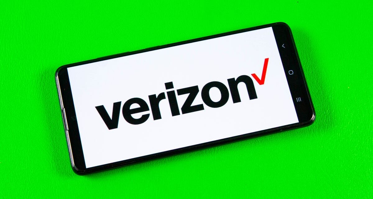 Verizon Is Raising Prices on Some Older Unlimited Plans by $4 Per Line, Per Month