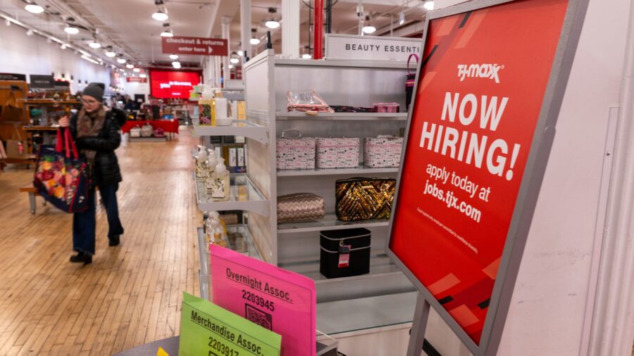 US employment beats expectations, January unemployment rate holds steady at 3.7%