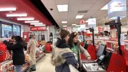 customers-using-self-check-out-and-regular-cashiers-at-target-store-queens-new-york_i6BHiyL_t715.jpeg