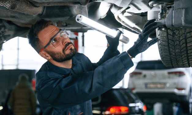 Ford partners with dealers to award $2 million in grants to student technicians