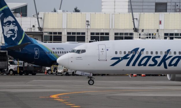 Alaska Airlines 2024 forecast tops estimates after loss from Boeing Max grounding