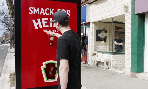 Heinz ketchup dispensers to be placed outside Chicago restaurants that don’t serve the brand