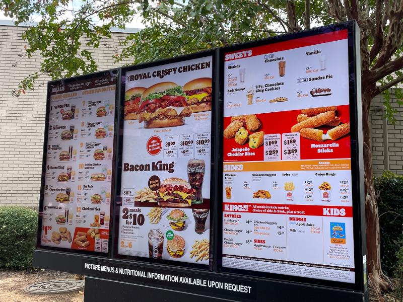 Fast-food menu price inflation is accelerating as deflation hits grocers