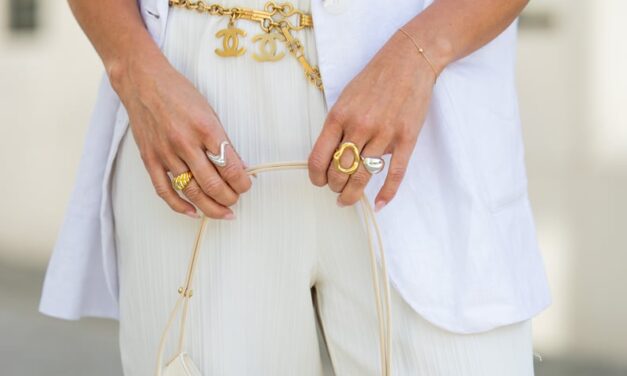 The Mixed-Metal Nails Trend Merges Fashion and Beauty