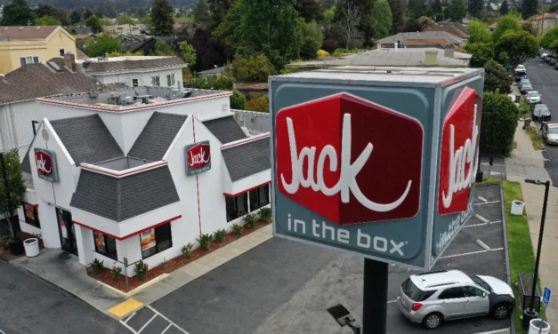 How 6 chains are reacting to California’s minimum wage law