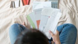 debt_payment_adverse_bad_credit-8253.jpeg