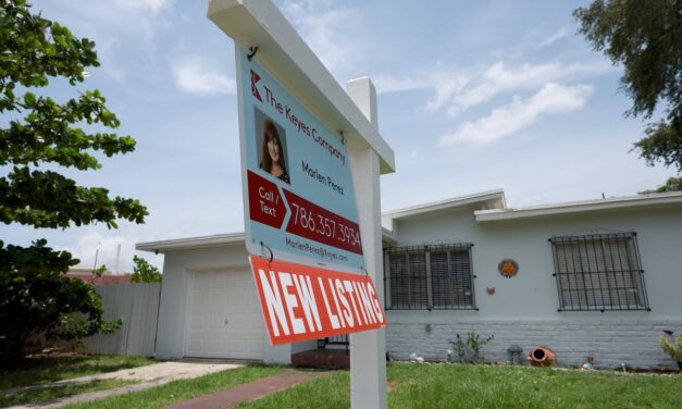 Americans Are Dropping Home Prices as Buyers Lose Interest