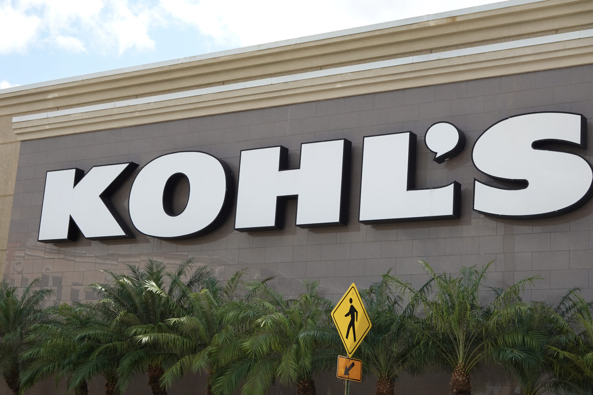 2024-miami-florida-shares-kohls-78259404.jpeg