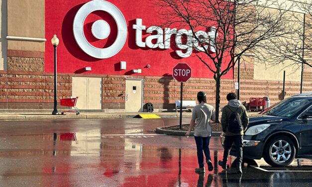 These major retailers are dropping prices this summer to bring back shoppers