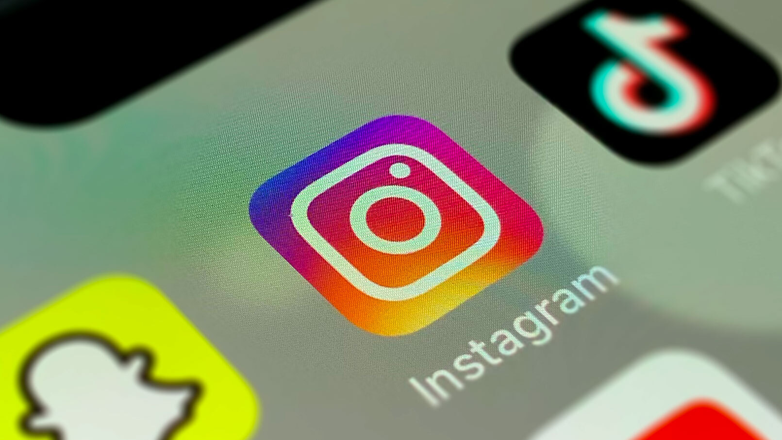 instagram-icon-ios-closeup.jpeg