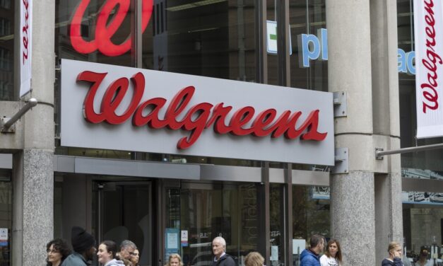 Walgreens to lower prices on hundreds of items this summer