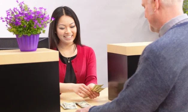 I’m a Bank Teller: 7 Reasons You Shouldn’t Keep More Than $3,000 in a Checking Account