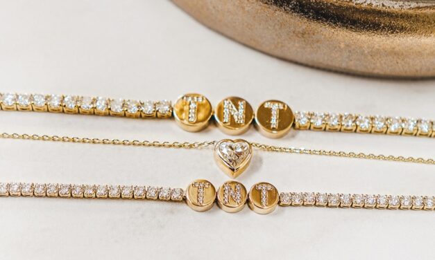 Jewelers Are Now Selling High-End Versions of Taylor Swift Friendship Bracelets