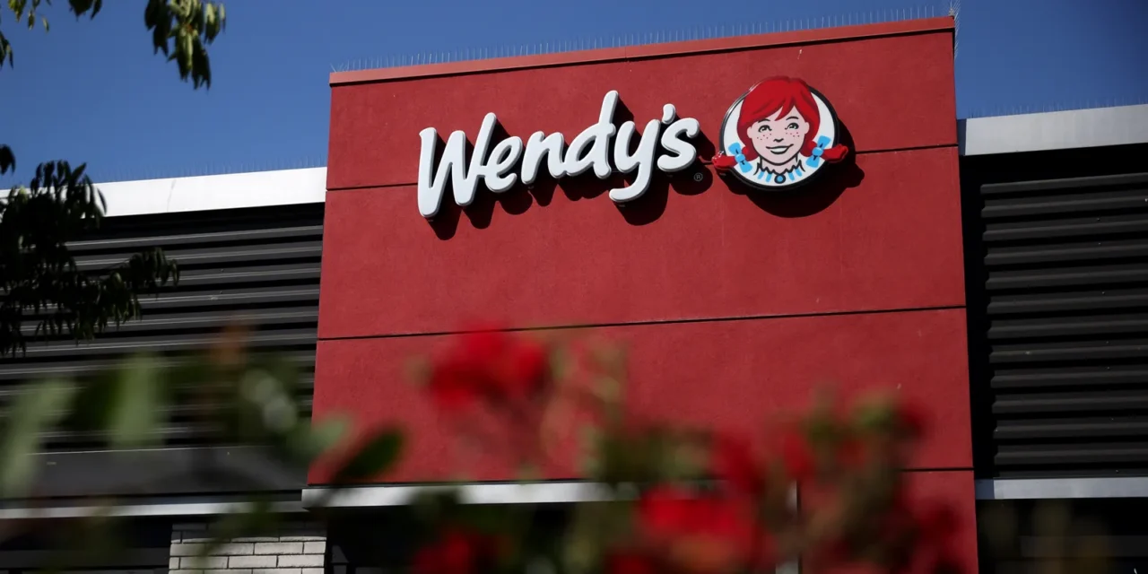 Wendy’s inks deal with solar company to cut restaurant emissions