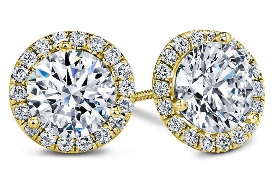 Timeless Elegance: Are Diamond Studs Still In?