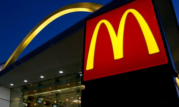 Fast food chains offer steep discounts to win back customers lost to inflation