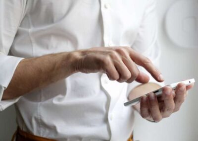 Mental health apps may help those waiting for care, study finds
