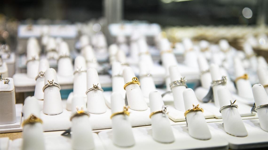 Golden value: Record high prices are having an impact on the jewelry industry