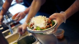 240726-chipotle-burrito-bowl-se-1038a-9ac80d.jpeg