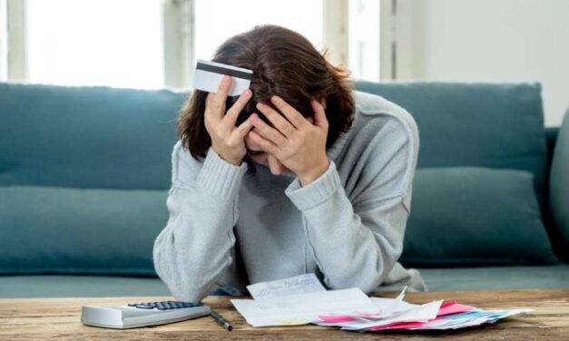 Money worries keep depressed Americans from mental health care, study shows