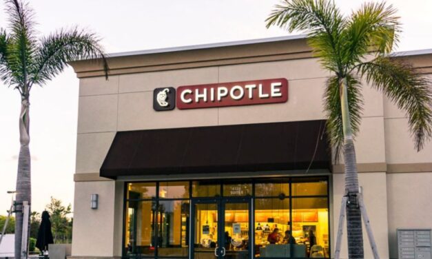 Chipotle sidesteps Newsom’s minimum wage law and rolls out two ‘robot employees’ at its California restaurants