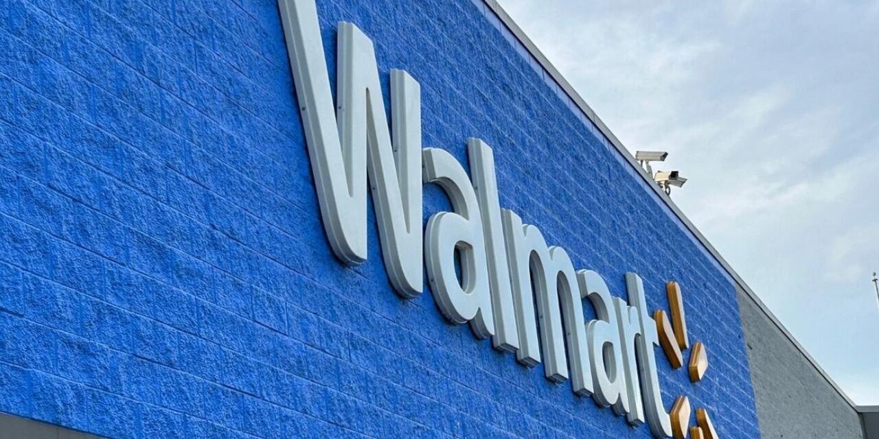 Walmart attracting more affluent grocery shoppers online