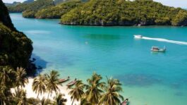 Beautiful-paradise-beach-on-AngThong-National-Park-1.jpeg