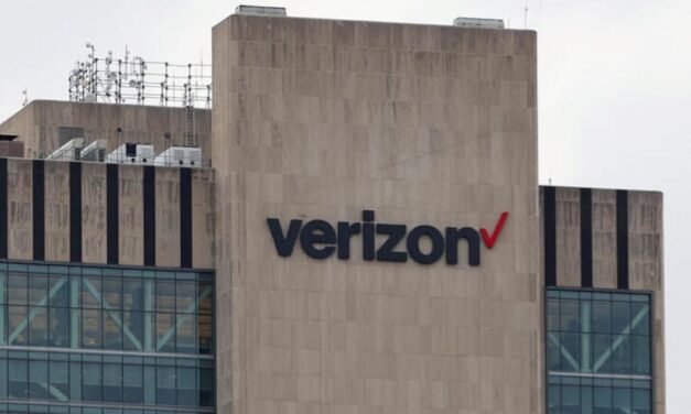 Verizon wins bid for new trial after $847 mln wireless patent verdict