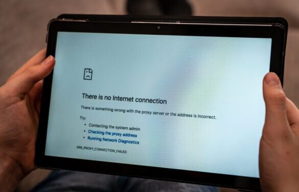 Biden-Harris Administration Faces Delays in $42 Billion Internet Expansion Initiative
