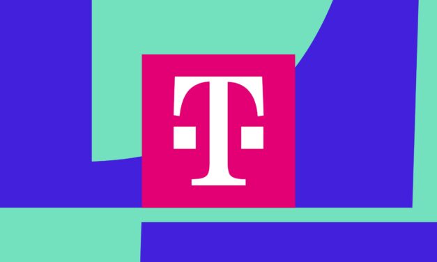 Starlink and T-Mobile’s text-by-satellite service is available in Florida