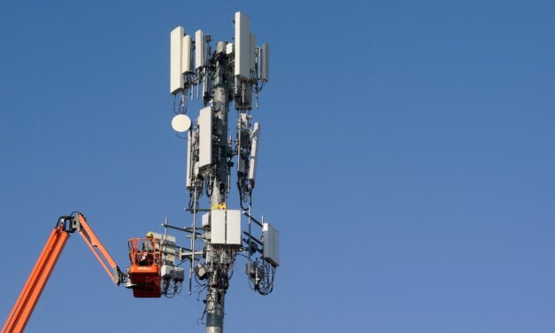 Frontier shareholders approve $9.6 billion deal with Verizon