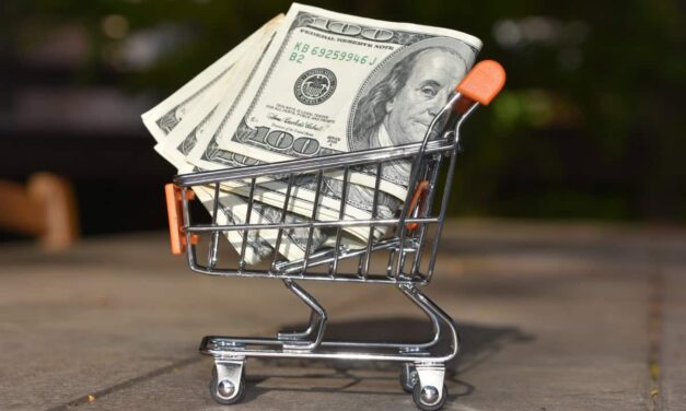 Are Strong Retail Sales Hinting at a Recovering US Economy?